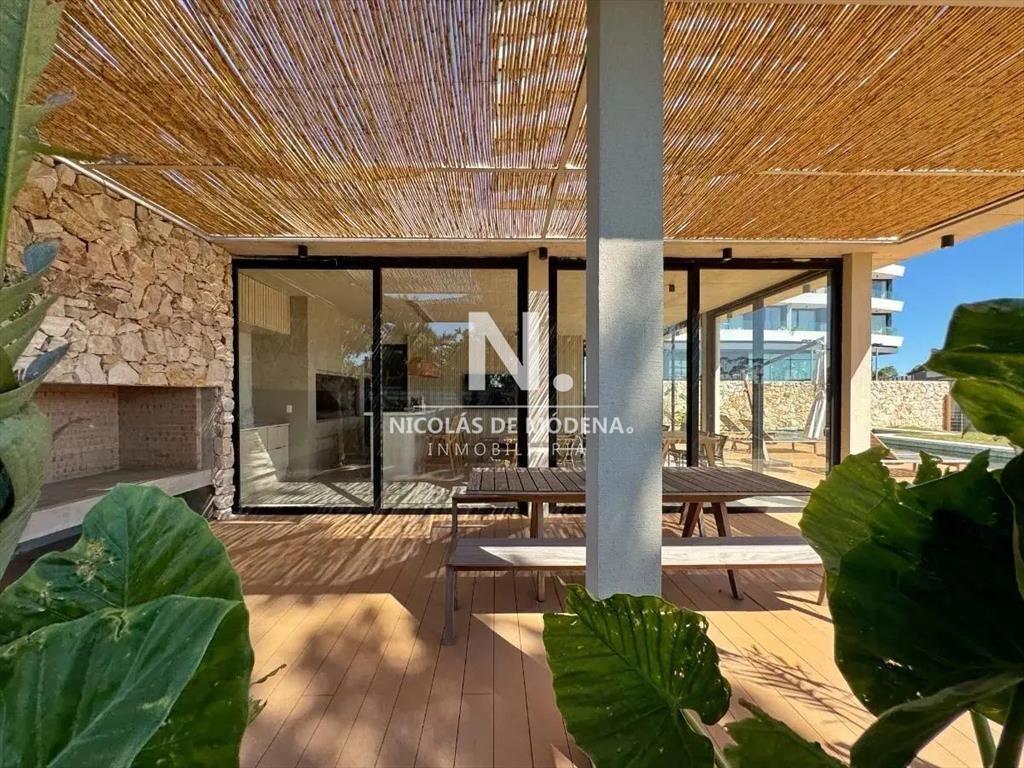 Apartamento a Estrenar en Venta de 3 Dormitorios