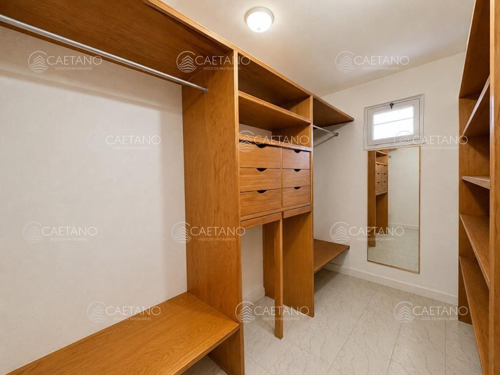 Venta casa 3 dormitorios. Playa brava, Punta del Este.