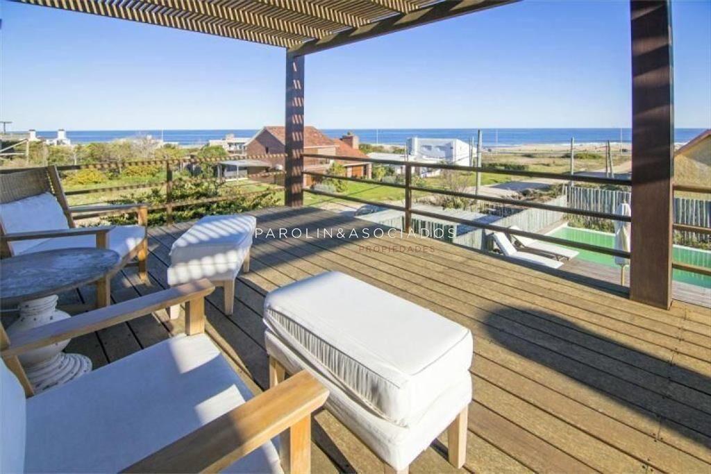 Casa de 3 dormitorios en venta en Manantiales,