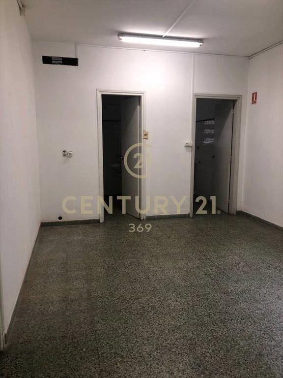 Venta Local comercial 130 m2.2 garajes.Brazo Oriental.Con...