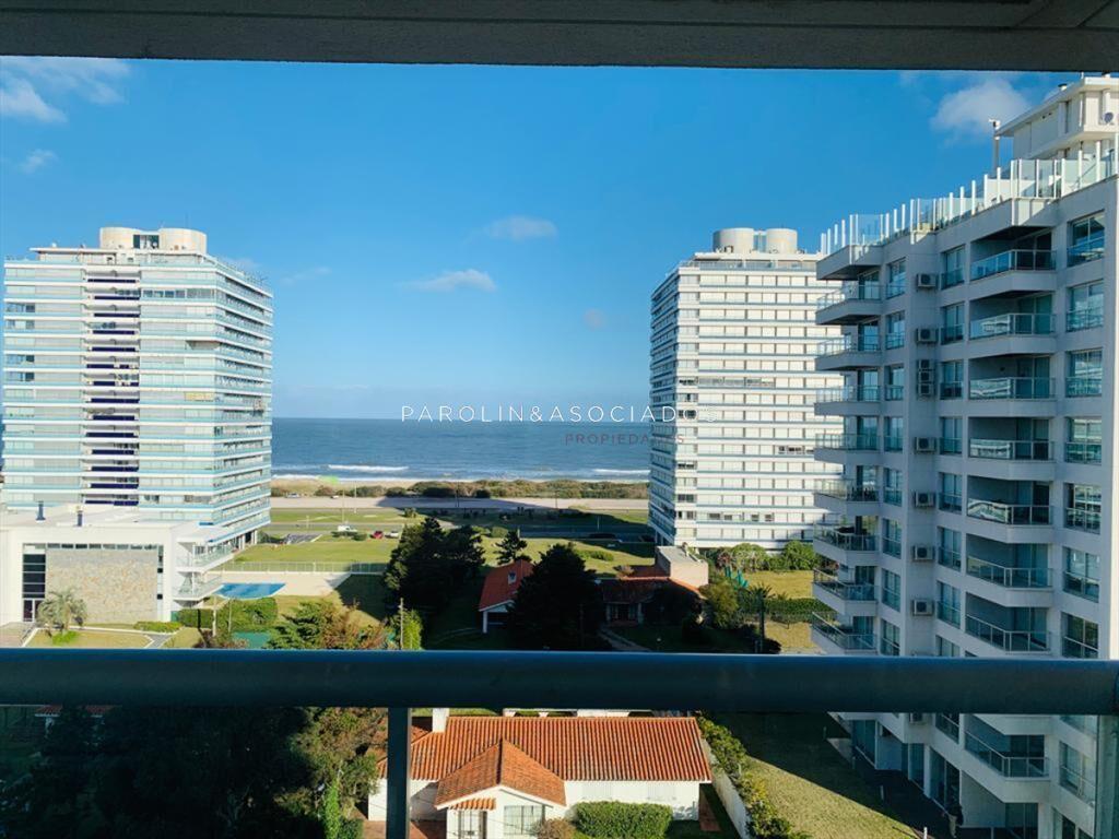 Apartamento en venta de 3 dormitorios en Brava