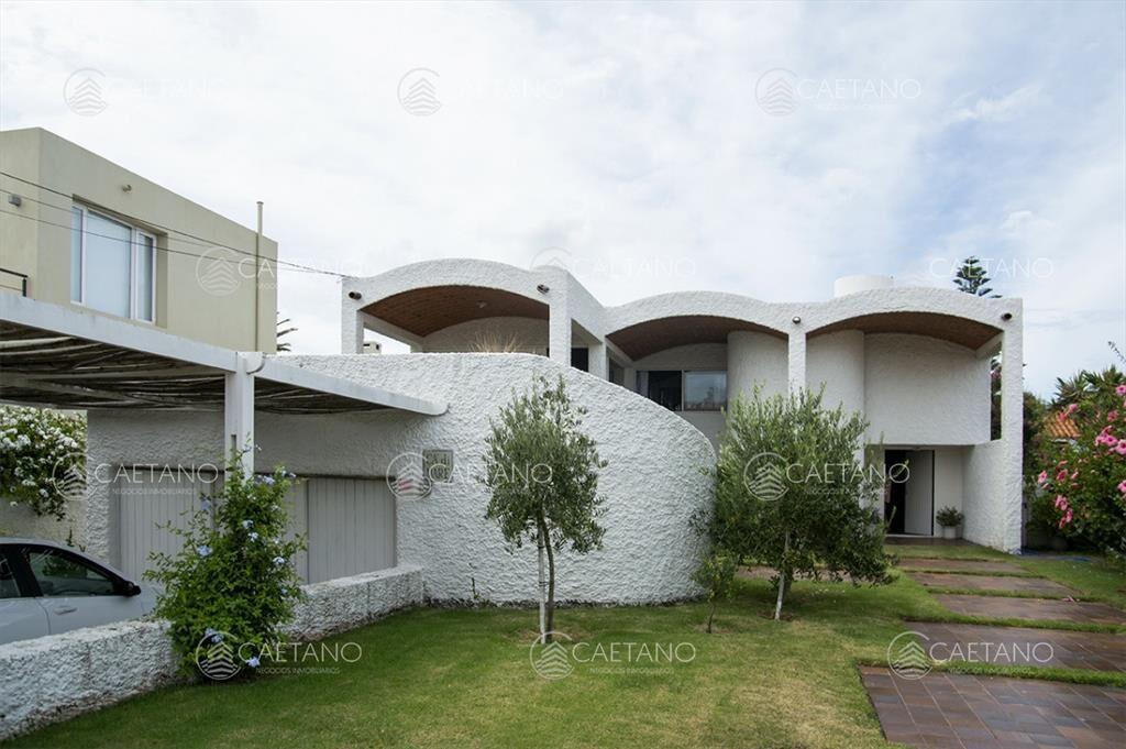 Hermosa casa en venta en zona de la penÃ­nsula.