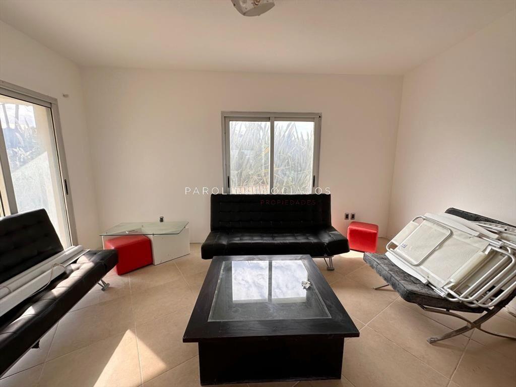 Excelente casa en venta de 5 dormitorios en Punta