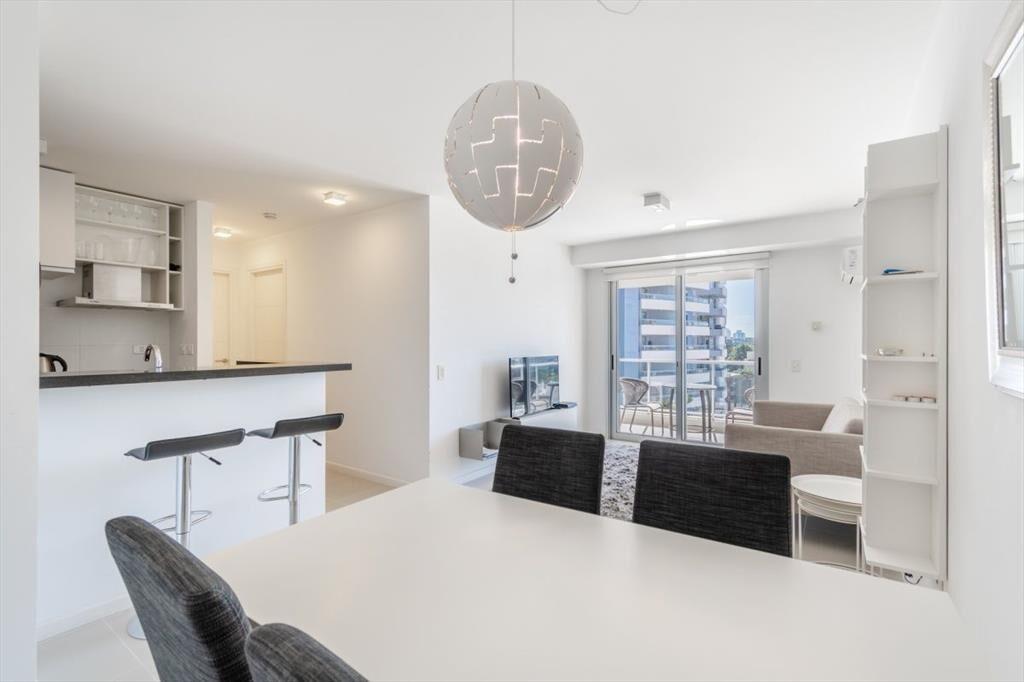 Moderno Apartamento de Dos Dormitorios en Venta Punta del E