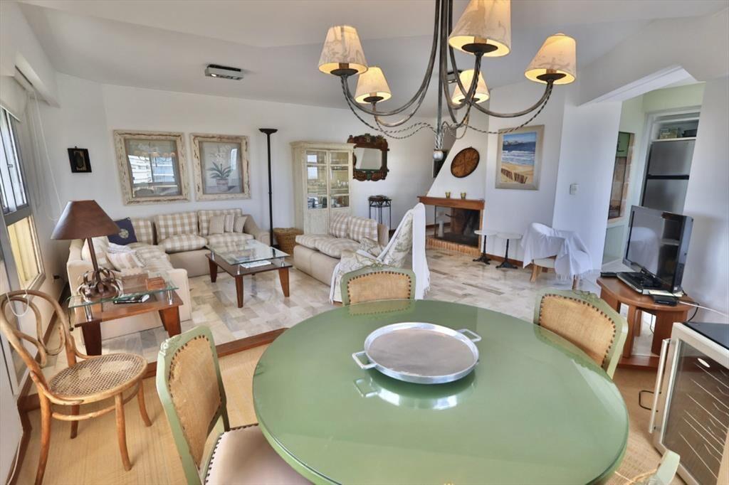 APARTAMENTO EN VENTA 3 DORMITORIOS -