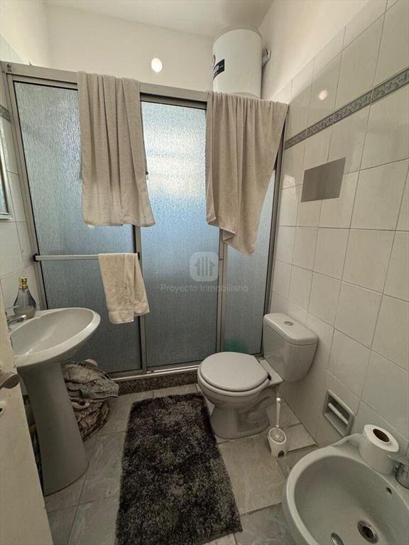 OPORTUNIDAD PARA INVERSORES - VENTA APTO ZONA TRES CRUCES
