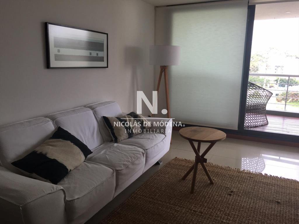 Apartamento en Venta de 2 dormitorios a cuadras ,