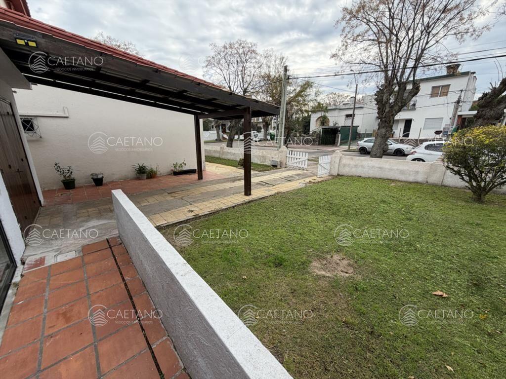Excelente casa de construcción tradicional en