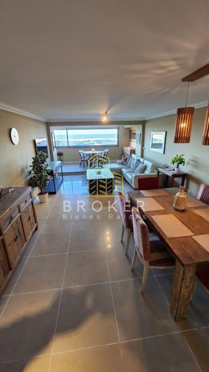 Venta Apartamento 3 dormitorios Vista al Mar en