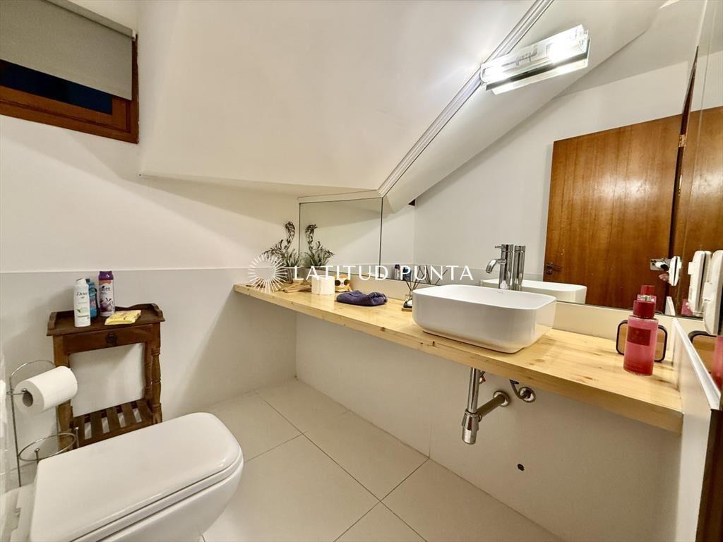 Casa de 3 dormitorios más dependencia en Mansa