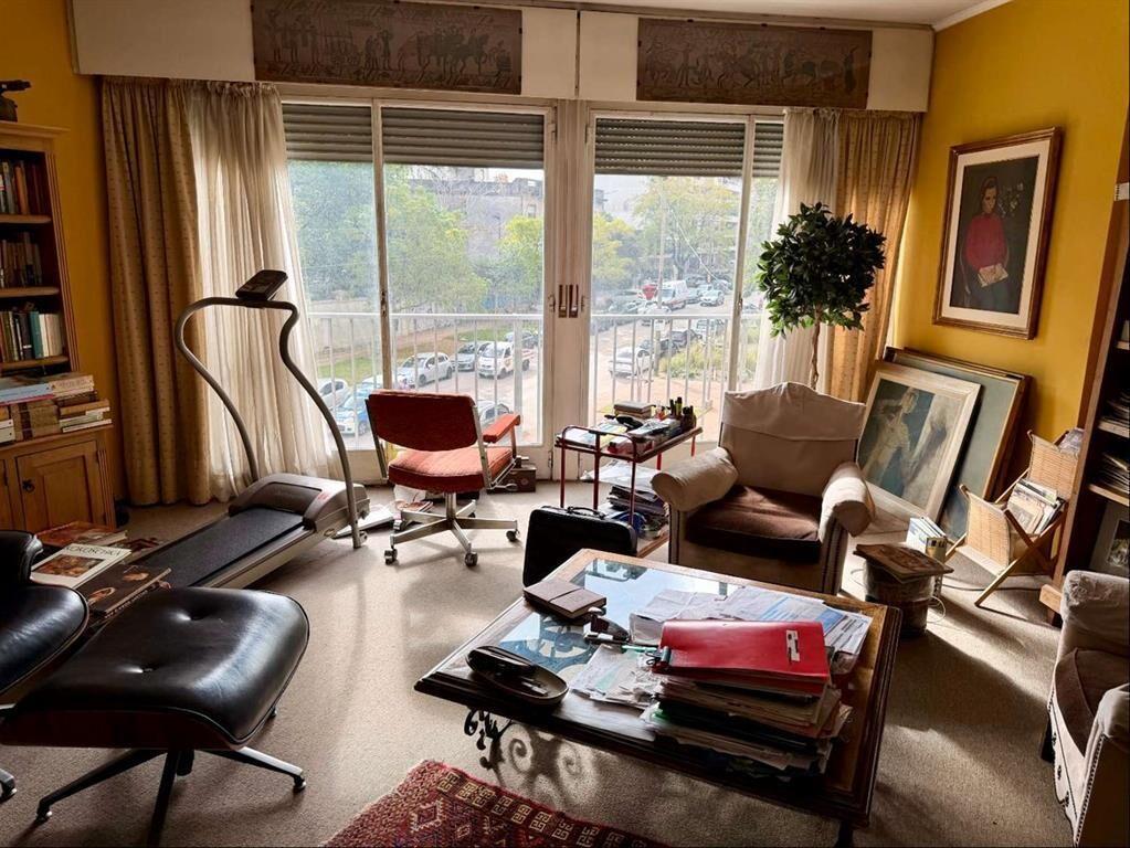 Venta apartamento 3 dormitorios, estar, servicio, amplio, P