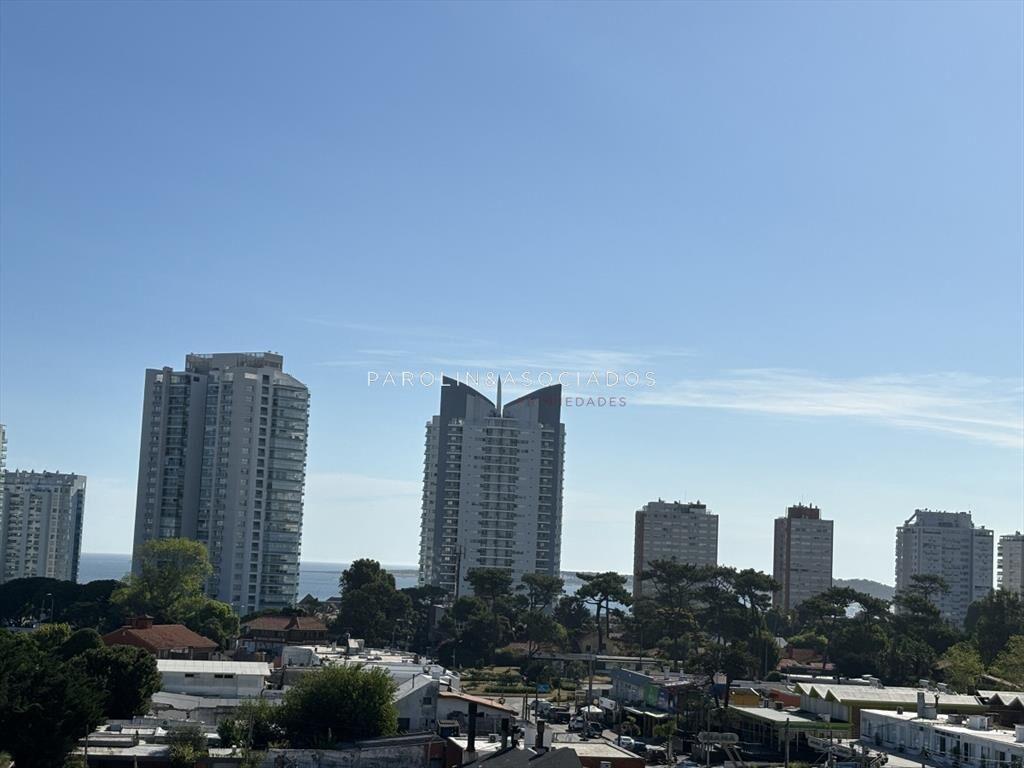 apartamento de 2 dormitorios moderno VIEW PUNTA DEL ESTE