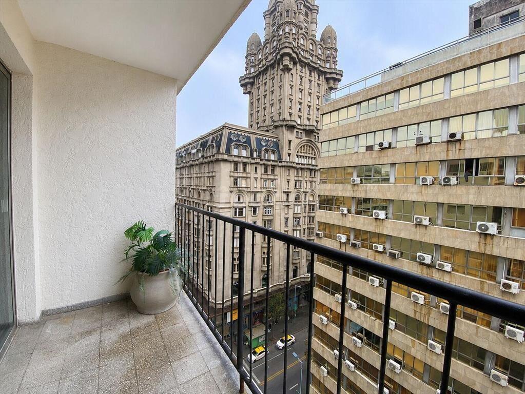 APARTAMENTO DE 2 DORMITORIOS EN EL CENTRO