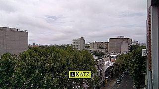 Casinoni a una cuadra de 18 y de Bva.Artigas