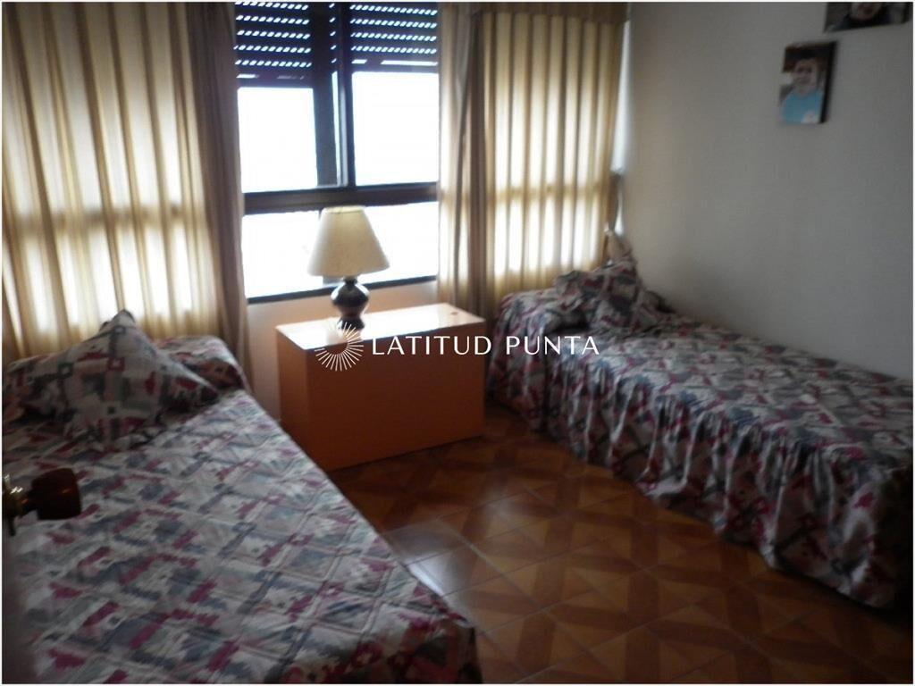Piso alto en Península