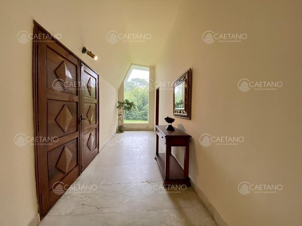 Alquiler casa con terreno de 6600m2 por Pedragosa Sierra, P