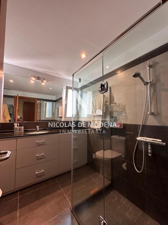 En venta chalet de 3 dormitorios con pergola, en