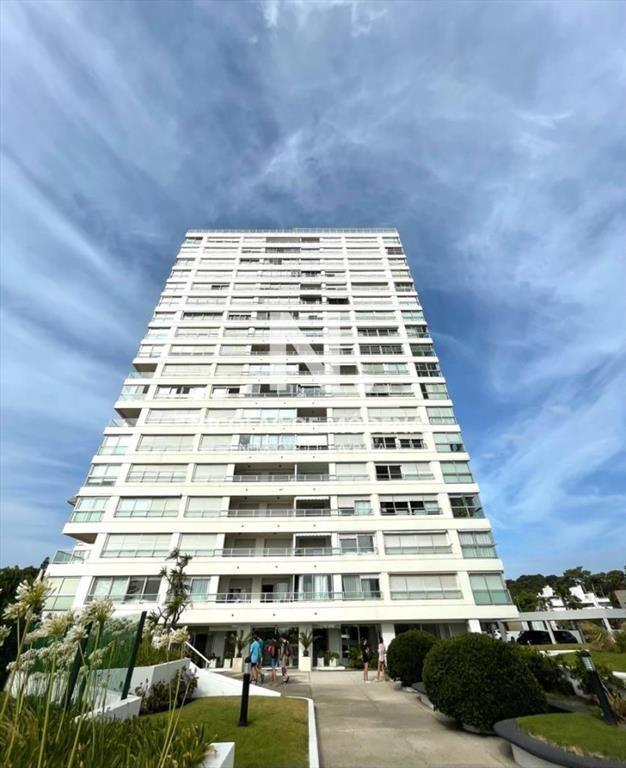 Departamento en Punta del Este playa mansa
