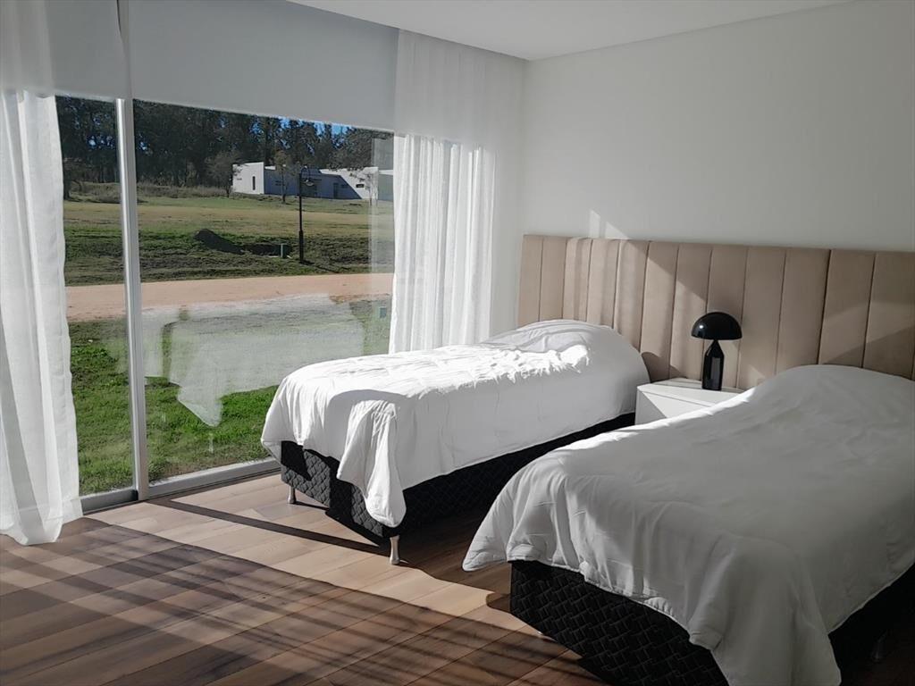 Casa venta 3 dormitorios en Punta Ballena