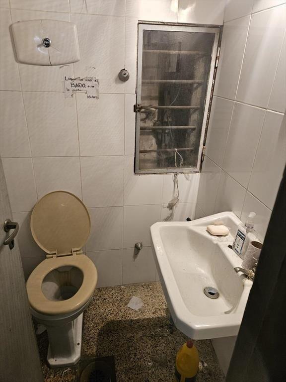 Burgues y San Martín, edificio entero , local , 3 apartamen