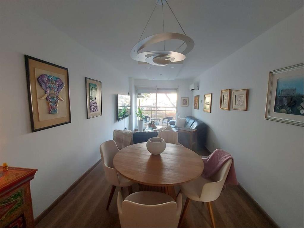 Alquiler apartamento con muebles 3 dormitorios, 2 baños, pa