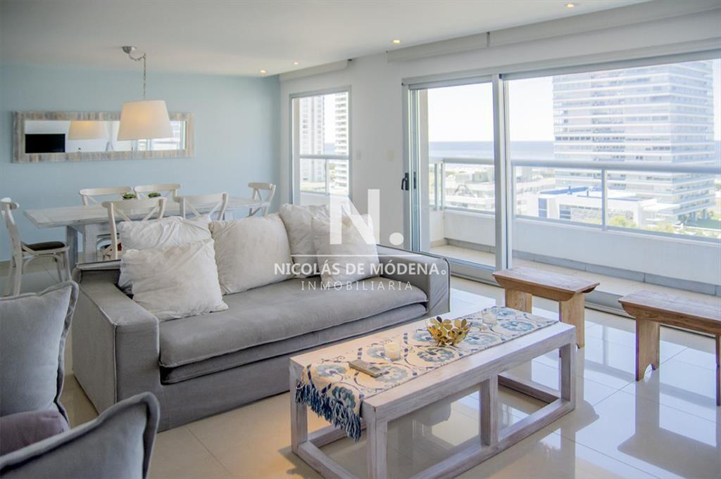 Apartamento de 3 dormitorios en Brava Biarritz,