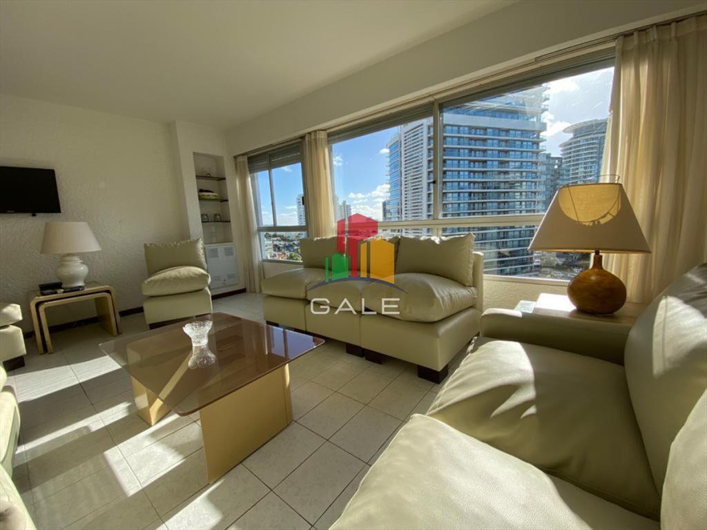 Apartamento frente al mar