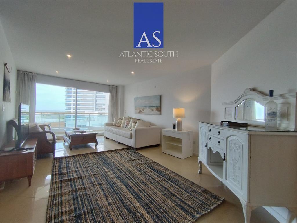 Apartamento moderno de 3 dormitorios cerca del mar Playa Ma