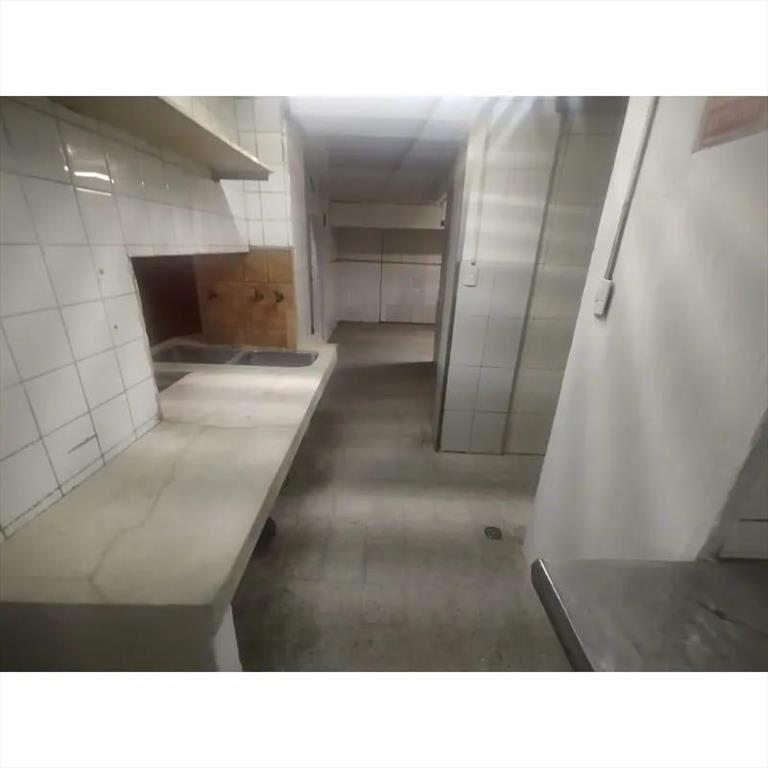 Local comercial en el Centro (Montevideo)
