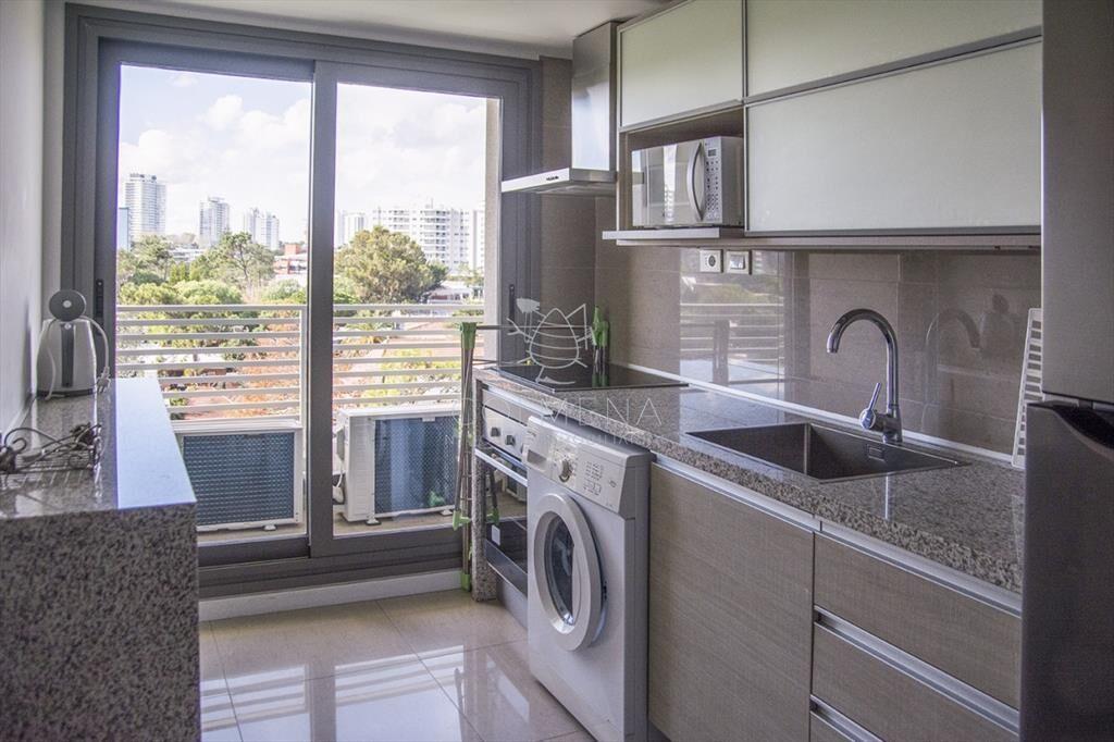 Alexander Boulevard.Departamento de 2 en venta