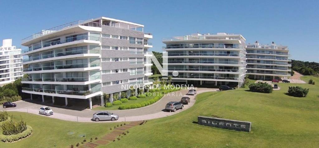 Hermoso departamento en venta, en edificio