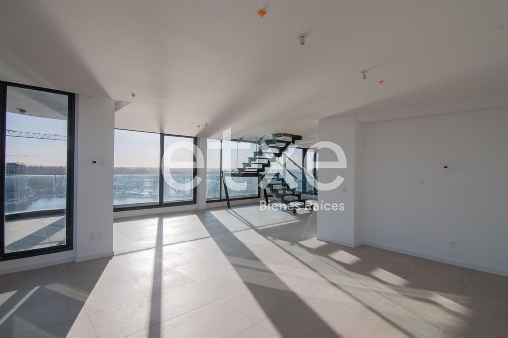 Venta Duplex 4 dormitorios Carrasco Boating Torre 1...