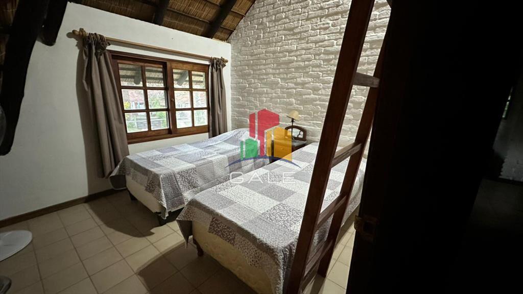 Vendo Excepcional Chalet de 4 Dorm y 4 baÃ±os en