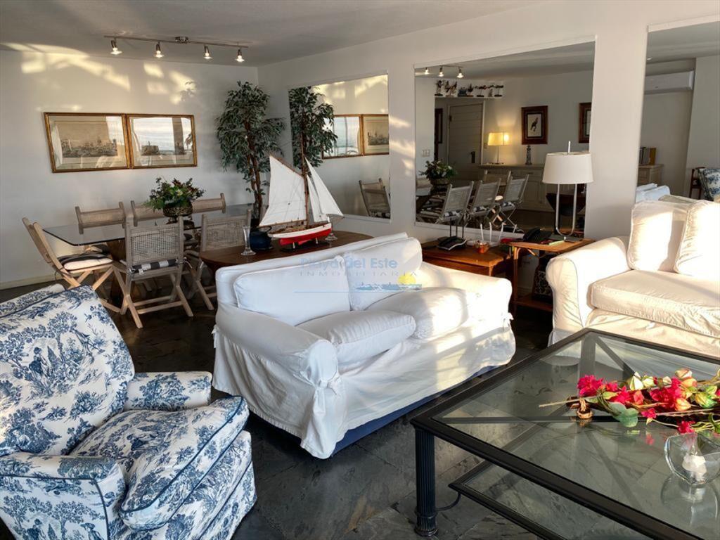 Apartamento en Peninsula, 3 dormitorios *