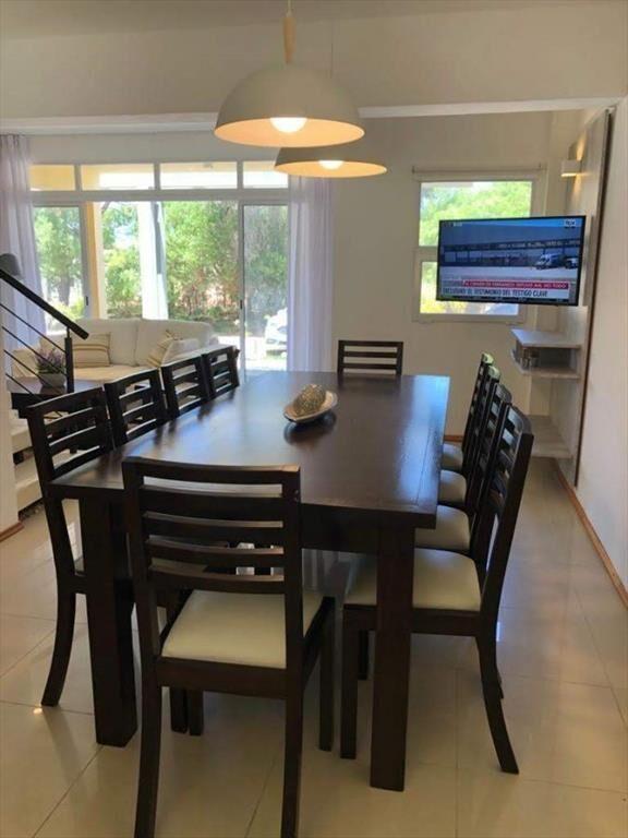 Apartamento en Manantiales - Alquiler