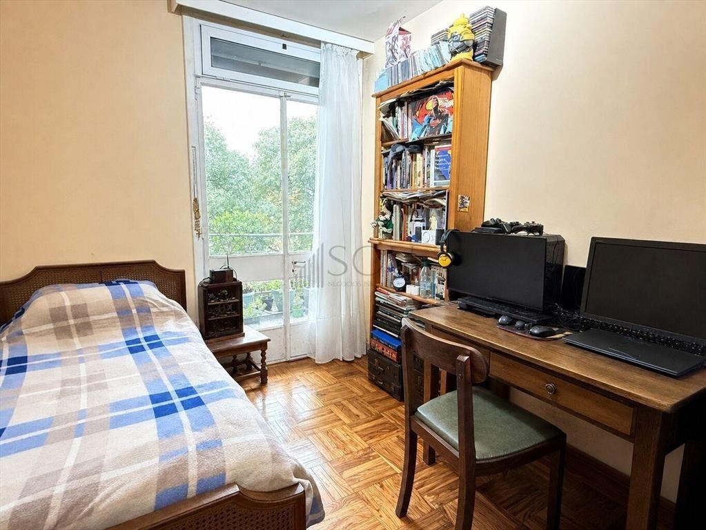Venta apartamento 2 dormitorios, 2 baños y balcón en Parque