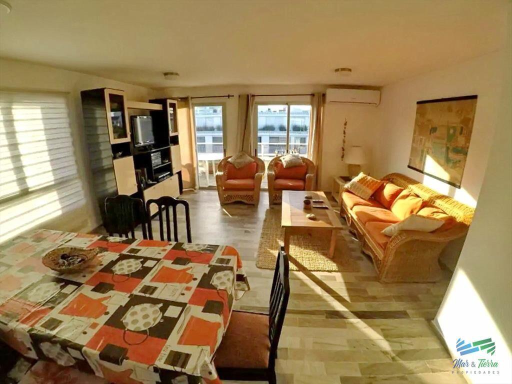 Vendo apartamento 3 dormitorios reciclado en del
