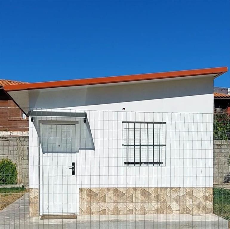 Alquiler Casa 1 dormitorio con jardín y entrada para vehícu