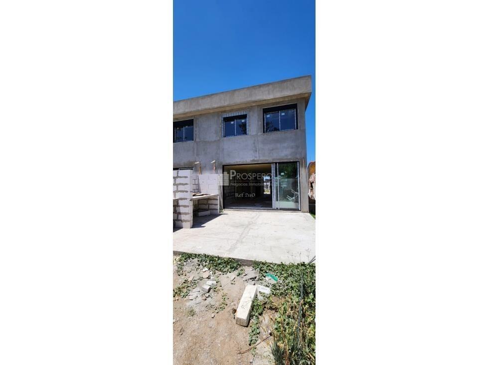 2110/4 Venta Casa 3dorm Lomas de Solymar Cochera Duplex Parr