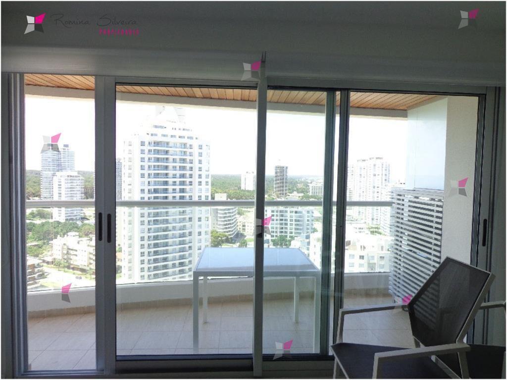 VENTA CON TODA LA VISTA EN PUNTA DEL ESTE 2 DORMITORIOS