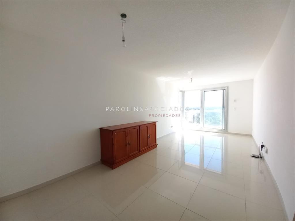 Apartamento en venta en Summer Tower, Punta del