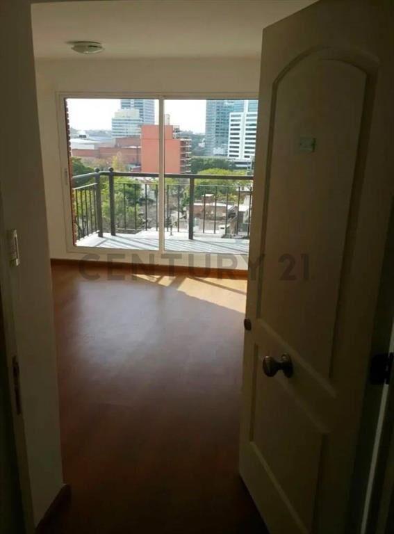 APTO en Pocitos AL FRENTE con balcon /Nuevo/Con Placards/...
