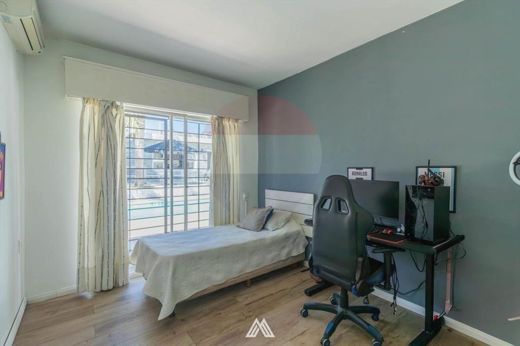 VENTA CÓMODA CASA + APARTAMENTO EN LAS PIEDRAS