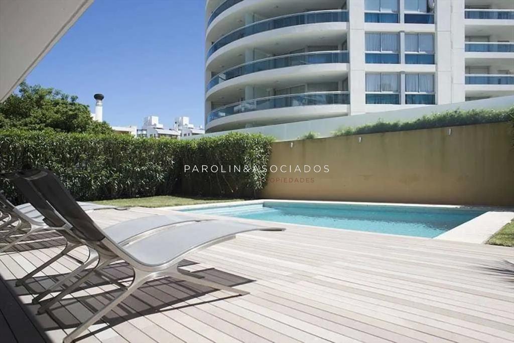 Departamento en Venta de 2 dormitorios en Playa