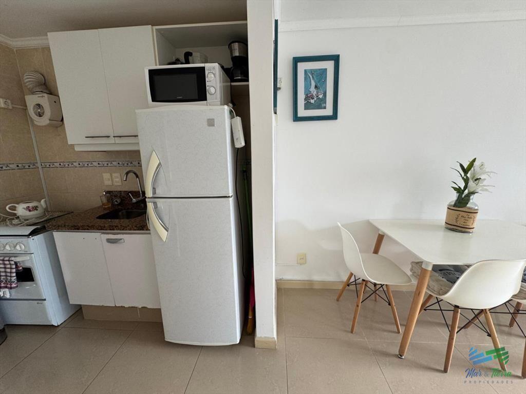 En venta apartamento 1 dormitorio con servicios