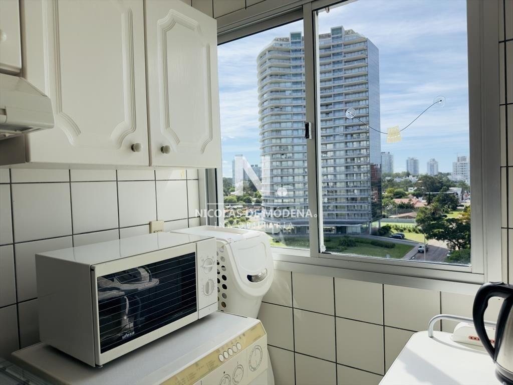 Apto en venta, Excelente ubicacion, 2 dormitorios, Punta de