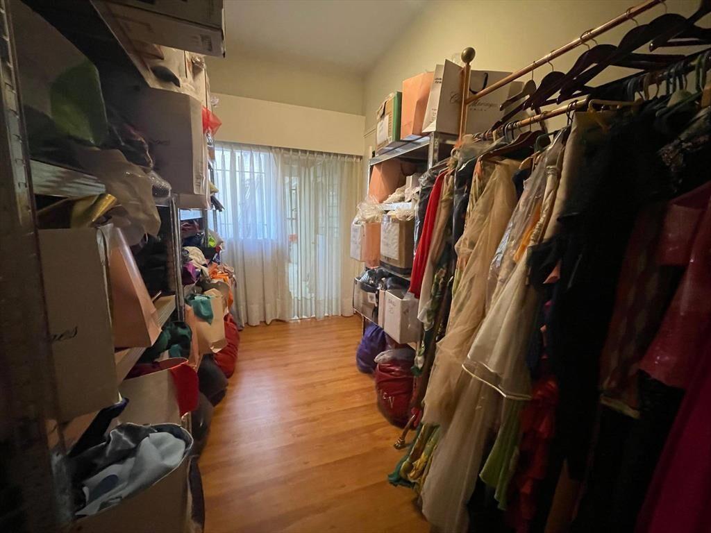 Venta de Casa con 4 dormitorios y doble garaje en Pocitos