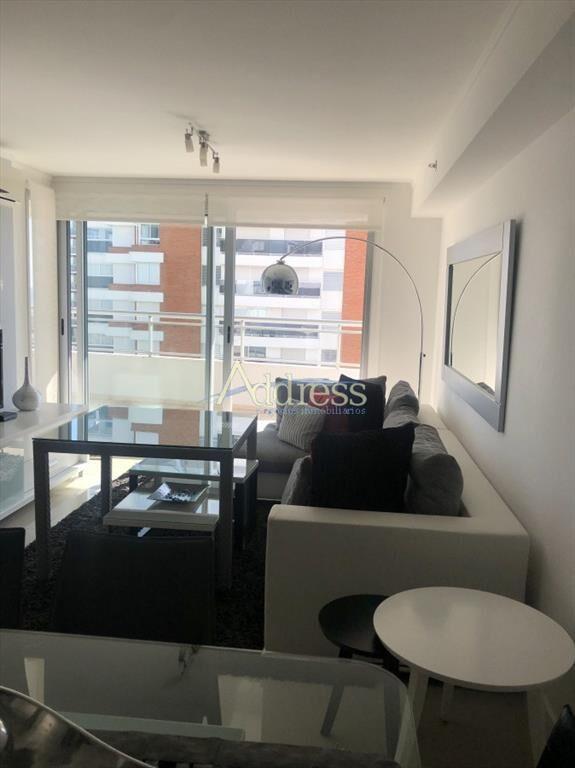 Apartamento disponible en alquiler temporario.
