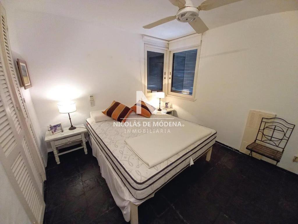 Vende apratamento 2 dormitorios con vista al mar
