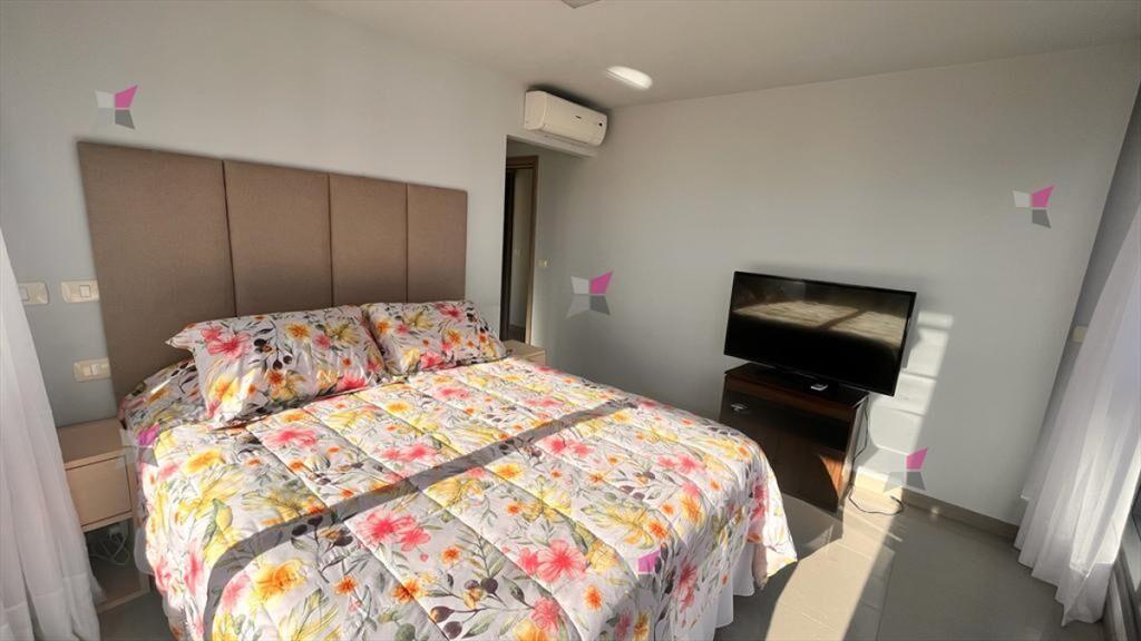 VENTA APARTAMENTO 2 DORMITORIOS 2 BAÑOS EDIFICIO